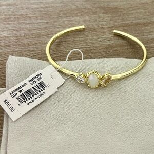 SOLD!! Kendra Scott Alexandria Cuff Gold Bracelet